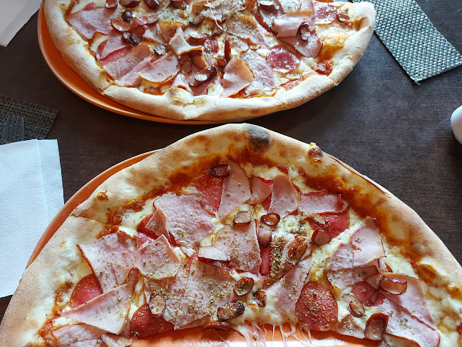 Finestra pizzeria - Gastronomia