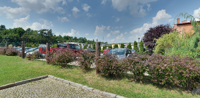https://www.starymlynswidnica.pl/