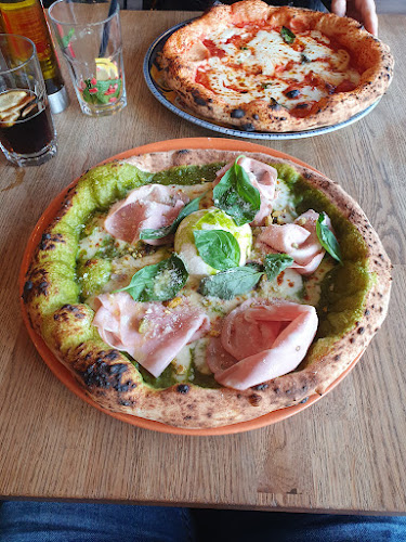 Comentarii opinii despre MENO MALE Pizza Napoletana No 970