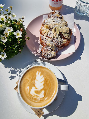 Comments and reviews of Milin Cafè