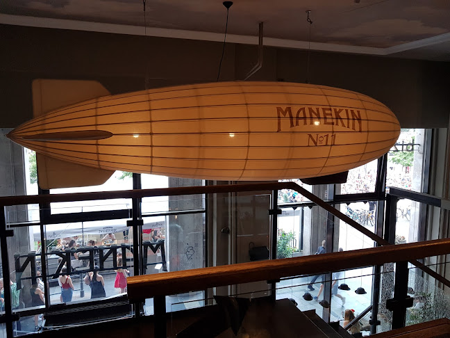 plac Konstytucji 5, 00-657 Warszawa