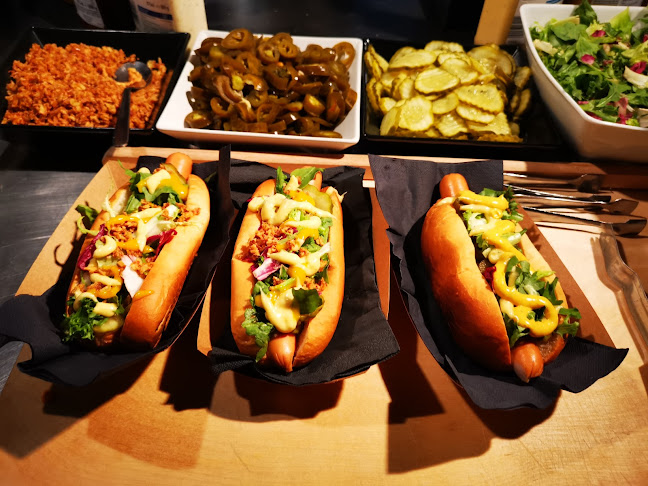 Hot dogi - Mobilne wózki - Catering - Warszawa