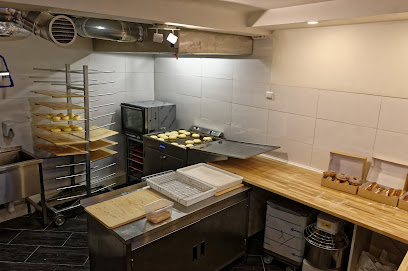 Pączkarnia tradycyjna - Przystanek Pączek