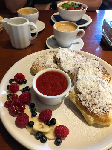 Akcent Kawiarnia i Księgarnia - Gastronomia