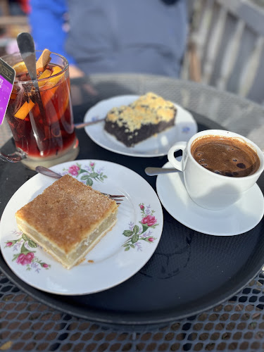 Exclusive Caffe Monika - Gastronomia