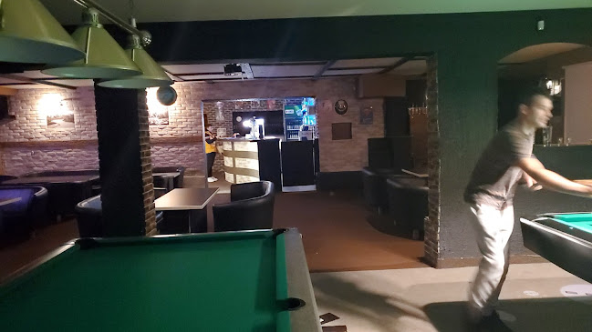 Comments and reviews of Pub 9
