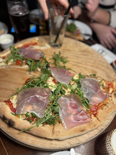 Opinii despre Restauracja À propos în Ostrowiec Świętokrzyski - Gastronomia