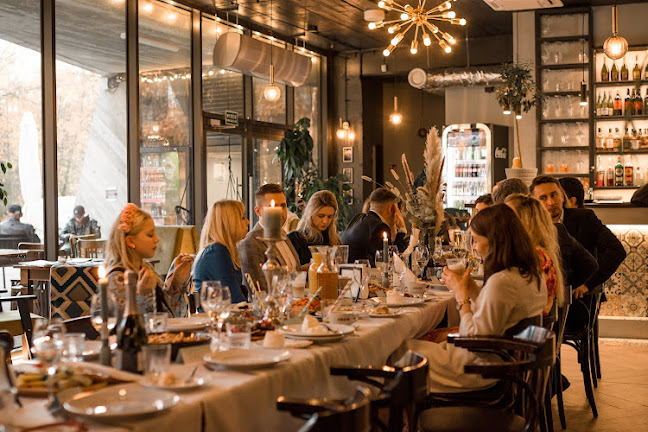 Restauracja Pełna Kultura - Gastronomia