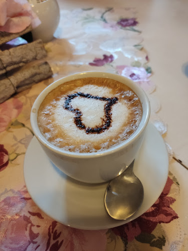 Exclusive Caffe Monika