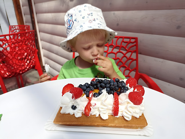 Opinii despre Happy Station în Darłowo - Gastronomia