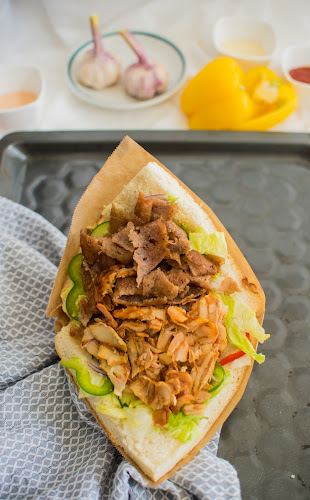 Comentarii opinii despre DELHI KEBAB