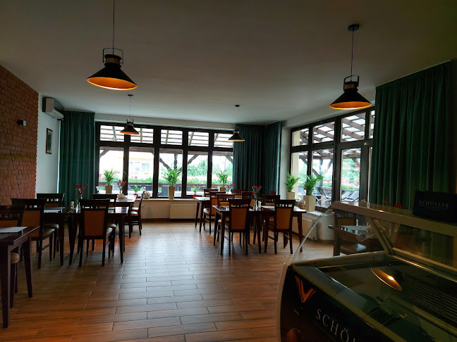 Restauracja Domu Pielgrzyma "W Sosnowym Gaju" Hotel Obiad Noclegi