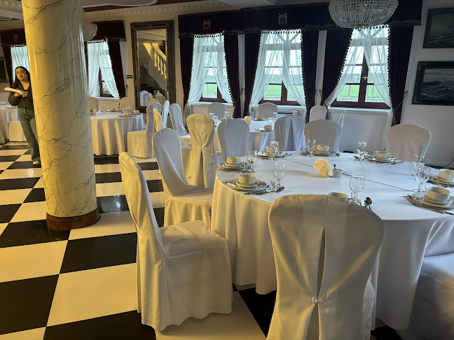 Opinii despre Zamek Gutów în Ostrów Wielkopolski - Gastronomia