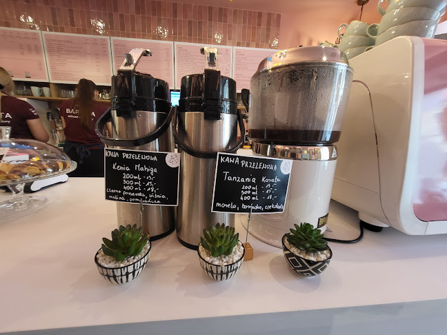 Opinii despre The White Bear Coffee Lublin în Lublin - Gastronomia