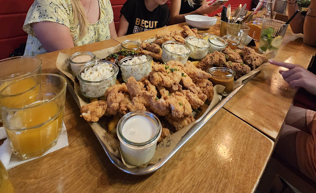 Domaniewska 34A, 02-691 Warszawa