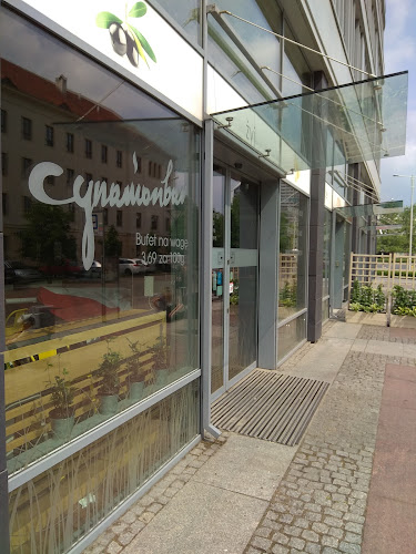 Cynamon Bar Phone number