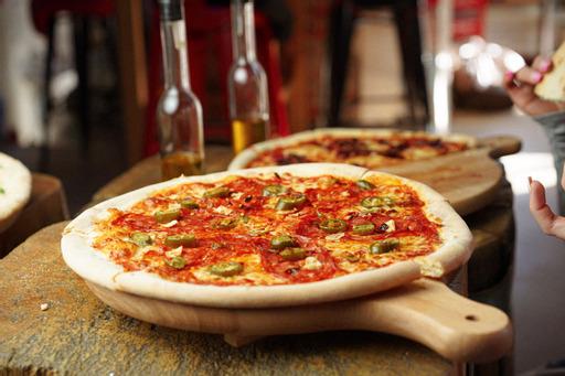 Opinii despre Klubokawiarnia Zakład Mięsny în Warszawa - Gastronomia