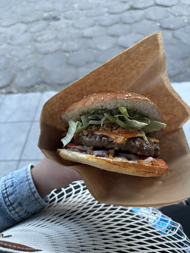 Reviews of Burger Boss – Pawilony Nowy Świat in Warszawa - Gastronomia