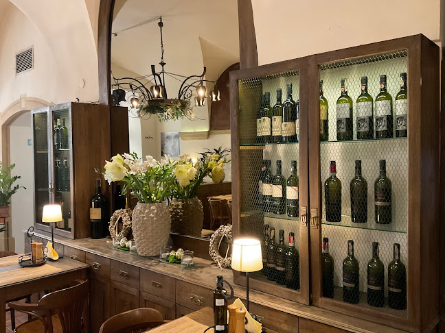 Opinii despre Papryczki 5 în Kraków - Gastronomia