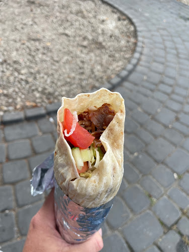 ZAZA Kebab - Gastronomia