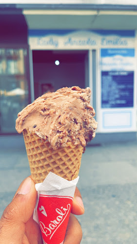 Comentarii opinii despre Lody Anzola Emilia