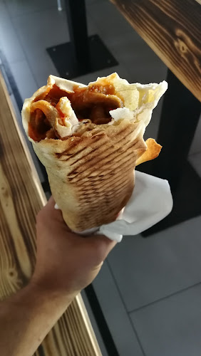 Salamo Alikom - Gastronomia