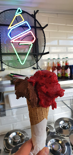 Opinii despre Przez Lody Do Serca /Kebab ali baba/Sole pizza în Tarnowskie Góry - Gastronomia