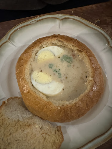 Restauracja Dwór Rozłogi - Gastronomia