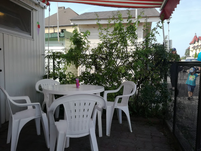 Oaza - gofry, lody, kawa, desery - Gastronomia