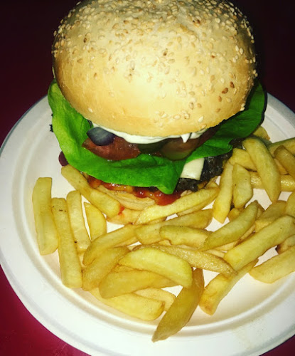 BURGEROMANIA - Gastronomia