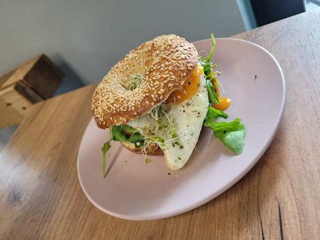 Kwadrans Coffee & Lunch - Gastronomia