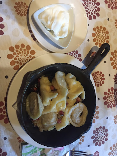 Rogata. Kuchnia lokalna. Kuchnia tradycyjna. Kuchnia beskidzka. Imprezy okolicznościowe.Rezerwacje firmowe. - Gastronomia