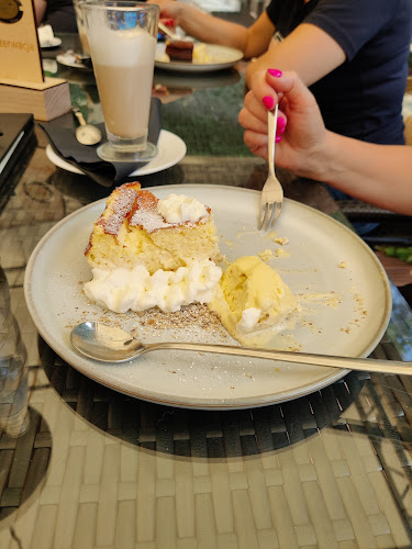 Nakielska 11, 86-010 Koronowo