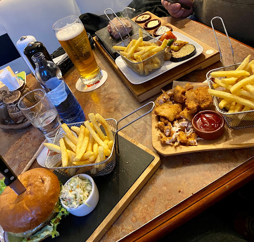 Comentarii opinii despre Black & White Grill & Drink Bar