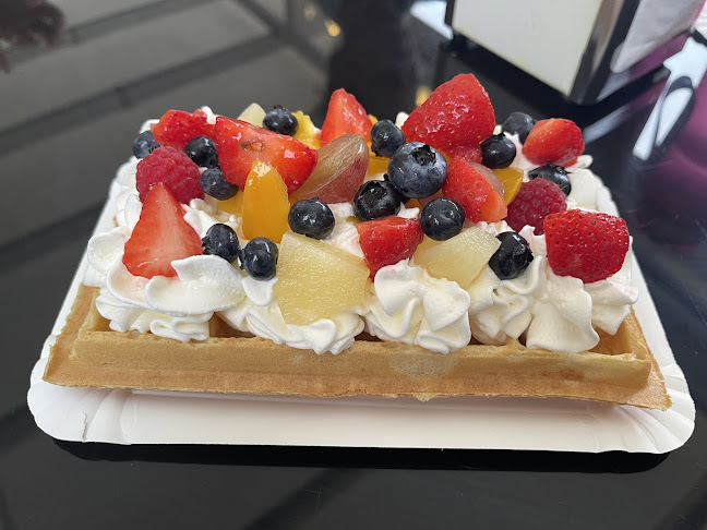 Opinii despre Oaza - gofry, lody, kawa, desery în Sianożęty - Gastronomia