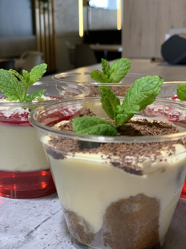 Pizza Z Klonowej - Gastronomia