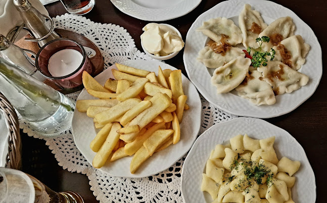 Wąski Dunaj 4/6/8, 00-256 Warszawa