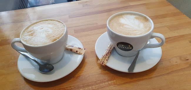 Me Gusta Cafe Open Times