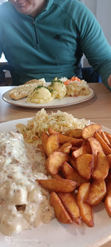 Opinii despre Restauracja „Ryba Nad Wartą” în Nowe Miasto nad Wartą - Gastronomia