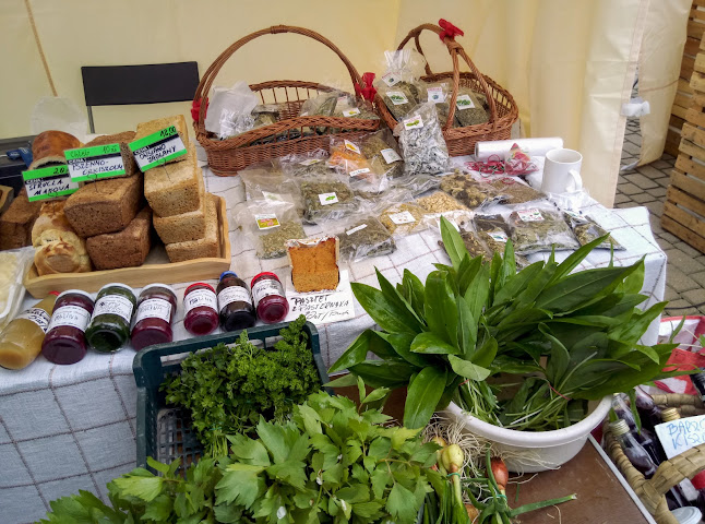 Reviews of Targ Pietruszkowy in Kraków - Gastronomia
