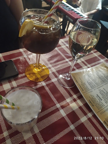 Comentarii opinii despre Ministerstwo Śledzia i Wódki