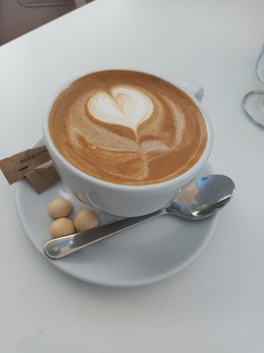 Milin Cafè Open Times