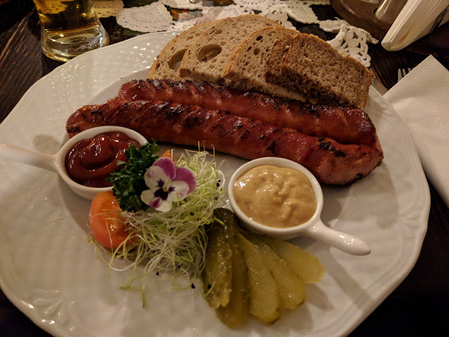 Gospoda Kwiaty Polskie restauracja Stare Miasto Warszawa kuchnia polska - Gastronomia