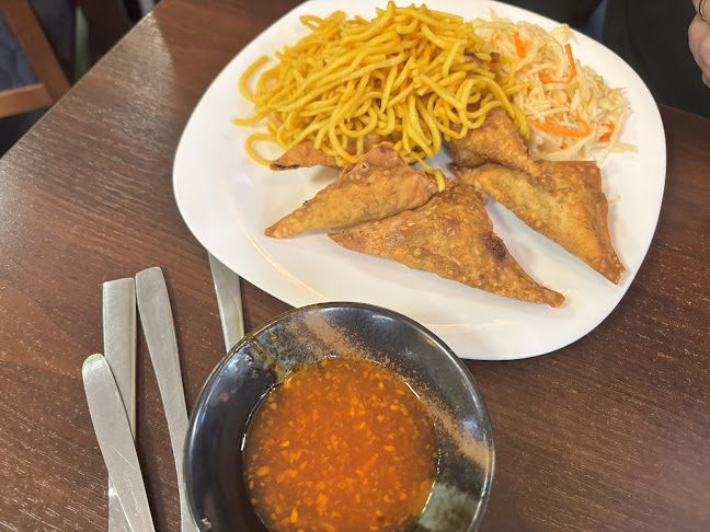 Restauracja Orientalna „Ha Long Curry” - Gastronomia