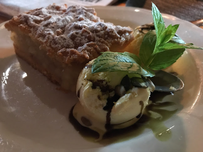 Opinii despre Malinowy Bzyk Restauracja în Dalanówek - Gastronomia