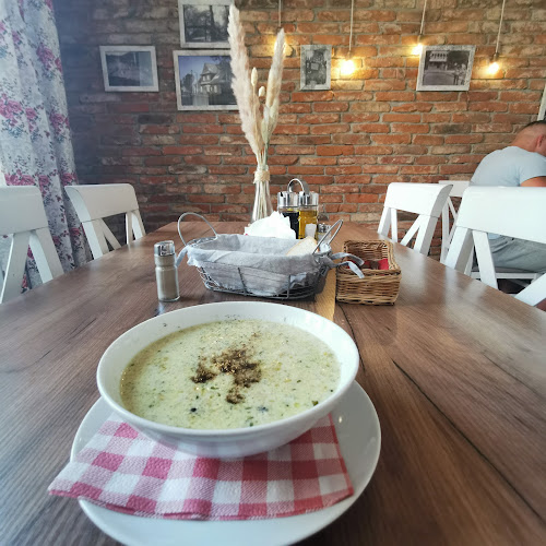 Restauracja i pokoje gościnne Kolejowa 18 - Staszów