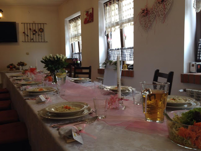 Restauracja Cela Pod Różą - Pierogarnia & Naleśnikarnia