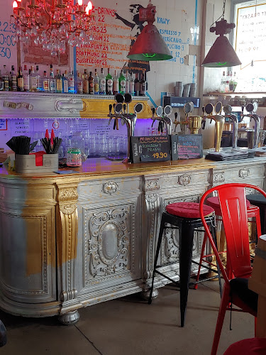 Wileńska 25, 03-414 Warszawa