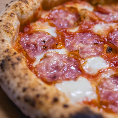 Restauracja Che Fico Ostrowiec Świętokrzyski - włoska pizza, kuchnia włoska - Ostrowiec Świętokrzyski