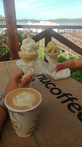 Opinii despre Dom Kawy Jerzy Ostrowski în Wigry - Gastronomia